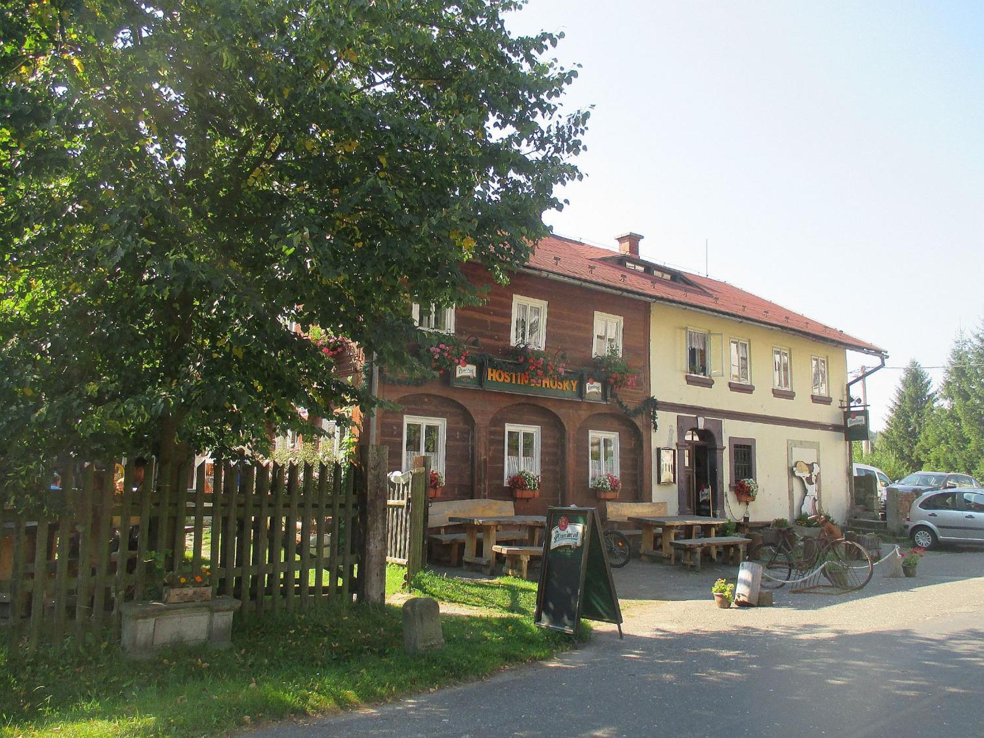 Květinové apartmány u Jordů Marenice Exteriér fotografie