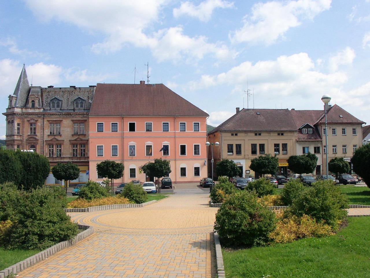 Květinové apartmány u Jordů Marenice Exteriér fotografie