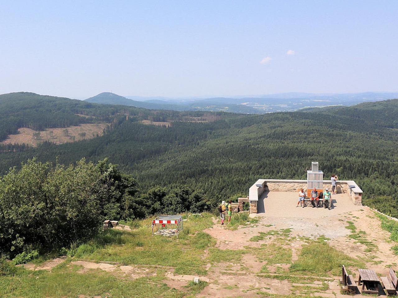 Květinové apartmány u Jordů Marenice Exteriér fotografie